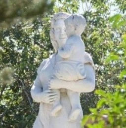 Monumento a la Madre en Delicias tiene casi 67 abriles