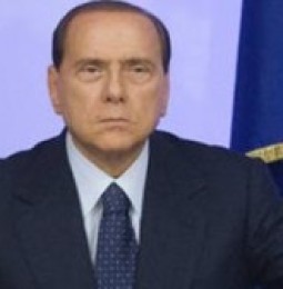 Publican nuevas fotos de las fiestas de Silvio Berlusconi en su villa de CerdeÃ±a