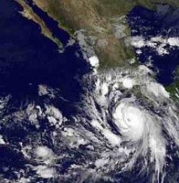 Rick sube a categoría 4 en el Pacífico mexicano