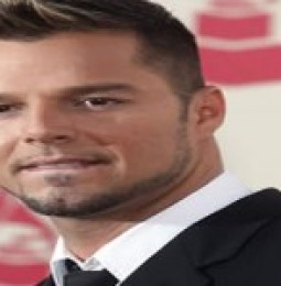 Llega Ricky Martin a Haiti con el fin de ayudar