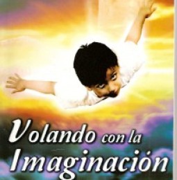 Presenta su libro ´Volando con la imaginación’