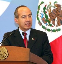 Hasta el 19 de noviembre la visita de Felipe Calderón