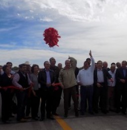 Inaugura gobernador César Duarte puente de Meoqui