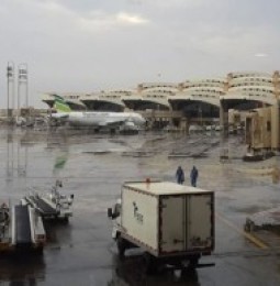 Suspende Arabia Saudita todos sus vuelos a Irán