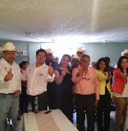 Intensa jornada de actividades del candidato a gobernador Cruz Pérez Cuéllar por la Sierra