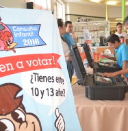 Votan 35 niños en Consulta Infantil 2016