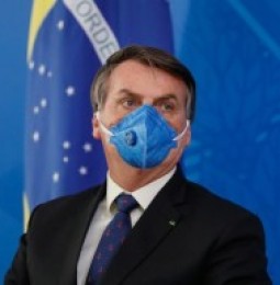 Presidente brasileño Jair Bolsonaro da positivo por coronavirus