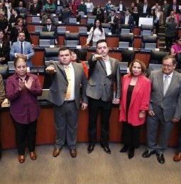 El rosalense Omar Holguin, es nuevo Senador por Morena