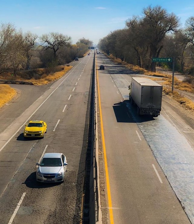 Foto de archivo: Carretera Chihuahua-Delicias pasando por Meoqui..jpg (Wikimedia Commons)