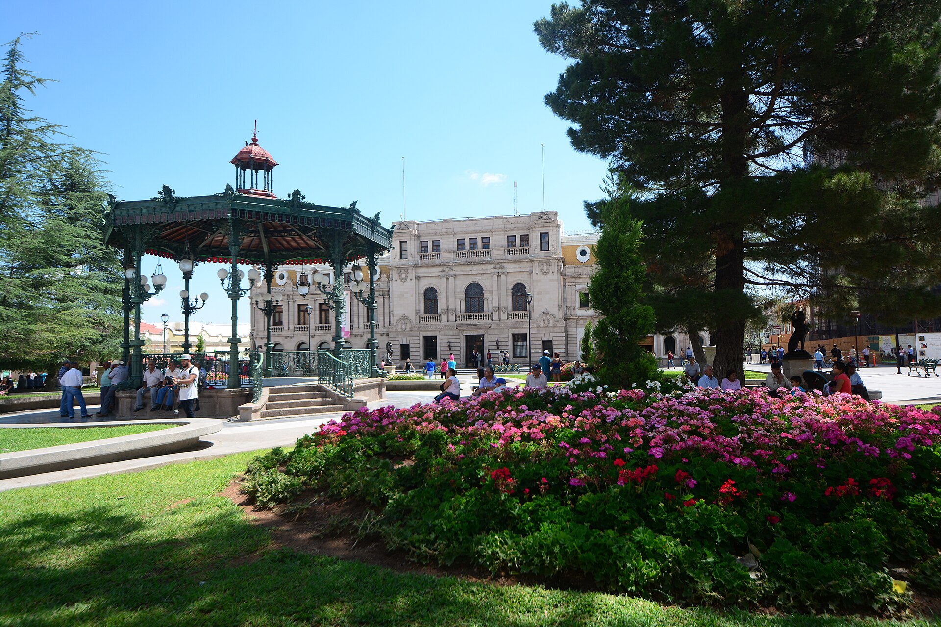 Fotografía de archivo: Plaza de Armas, Centro, Chihuahua- Plaza de Armas, Center, Chihuahua. Imagen ilustrativa de temas cívicos y políticos.