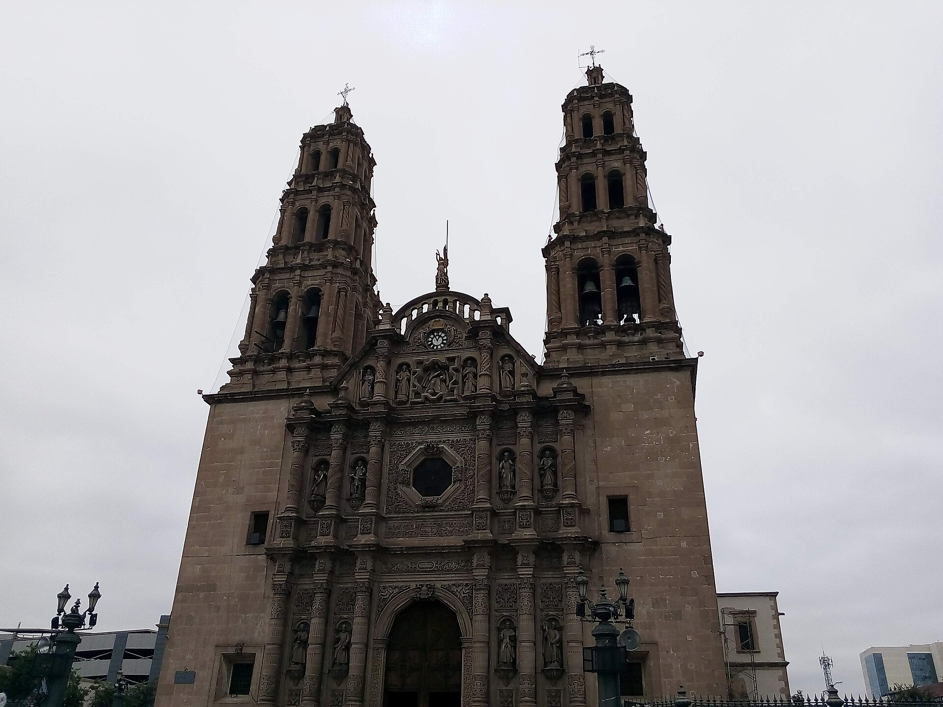 Fotografía de archivo: Catedral Chihuahua 2018 10 17. Imagen ilustrativa de temas cívicos y políticos.